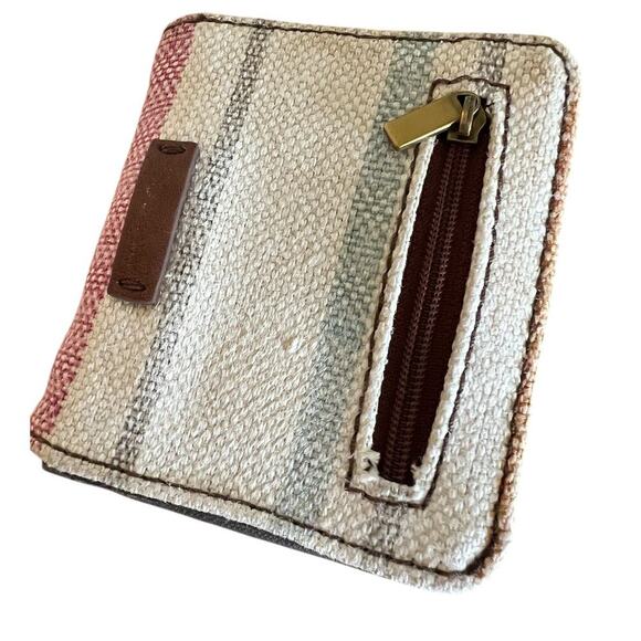 Fossil small wallet, snap close, coins & bills - Picture 1 of 5